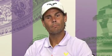 Nadal, muy serio, anunció que se retiraba de Wimbledon.