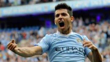 El 'Kun' Agüero logra su primer triplete con el City