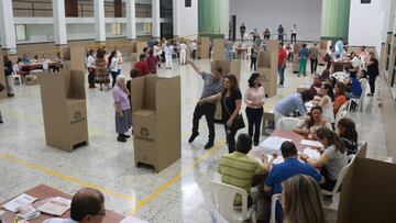 Elecciones Legislativas 2022: qué sanciones recibirán los jurados de votación que no se presenten