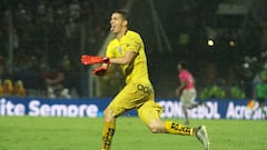 Colón denuncia irregularidad con Jorge Pinos y reclama la Copa Sudamericana