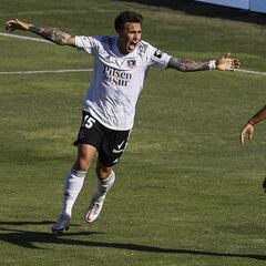 Colo Colo se impone ante Everton en el Monumental y aún respira