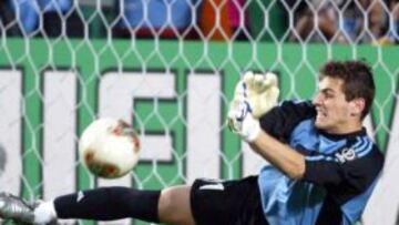 Casillas e Irlanda se ven las caras tras una década