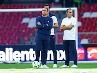during the 14th round match between America and Cruz Azul as part of the Liga BBVA MX Varonil, Torneo Clausura 2026 at Banorte (Azteca) Stadium, on April 11, 2026 in Mexico City, Mexico.
