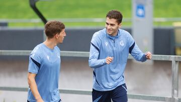 La Real Sociedad hace su primer entrenamiento de pretemporada en Zubieta a las órdenes de Sergio Francisco como nuevo entrenador 