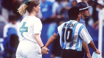 Cuentan qué pasó en la habitación de Maradona el día que dio positivo en USA '94