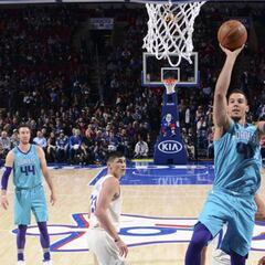 La lesión de Zeller puede dar a Willy los minutos que necesita