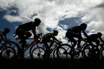 Sylvain Chavanel, Thomas Degand y Maciej Bodnar.