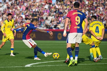 Una vez más, Raphinha se encargó de tomar la batuta y fue el encargado de meter de nueva cuenta al Barcelona en el partido con el tanto del empate.