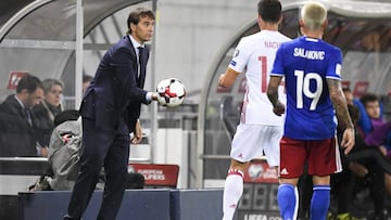 Lopetegui durante el partido ante Liechtenstein.