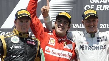 Raikkonen, Alonso y Schumacher en el podio de Valencia 2012.