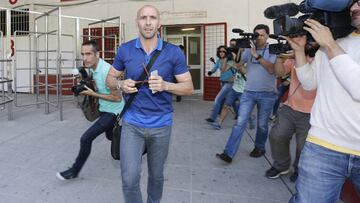 Monchi a su salida de la reunión de ayer.