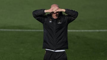 Zidane tiene que decidir entre 37 futbolistas bajo contrato.