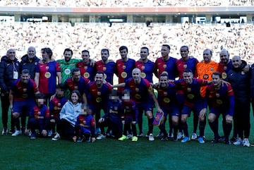 El Clásico en Tokio sirvió para rendir homenaje a Iniesta.