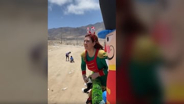 Catalina Pérez se gana el repudio de todo Chile con este video en Navidad: así lanzó dulces a niños de Antofagasta
