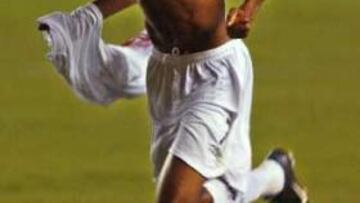 <b> NO PUEDE ACUDIR A LA FIFA. </B> Eso es lo que ha manifestado este miembro de la comisión de litigio. Robinho deberá solucionar, por el momento, él sólo su problema con el Santos.