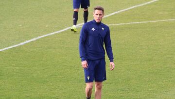 Querol y Pantic ya son del Cádiz