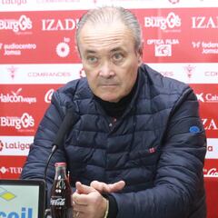 “En el fútbol profesional no se puede permitir esa expulsión”