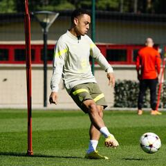 Sergiño Dest could be the solution to AC Milan’s injury crisis