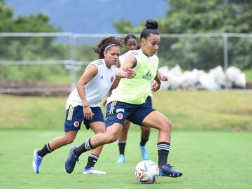 La Selección Colombia Femenina Sub-20 realizó trabajos en Costa Rica con el grupo completo. Linda Caicedo, Gabriela Rodríguez y Gisela Robledo participaron en los trabajos del director técnico Carlos Paniagua.