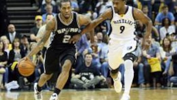 Kawhi Leonard no falla: 32 puntos, 6 triples y 5 tapones