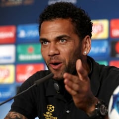 "La última final la ganaron con un gol en fuera de juego..."