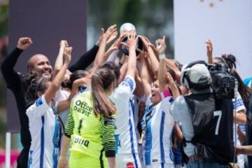 Action photo during the match Pachuca vs Tijuana Womens, Corresponding Final of Tournament 2016-2017 of the League BBVA Bancomer MX. 

Foto de accion durante el partido Pachuca vs Tijuana Femenil, Correspondiente a la Final  del Torneo 2016-2017 de la Liga BBVA Bancomer MX, en la foto:   Festejo Pachuca Femenil Campeon

22/04/2017/MEXSPORT/Javier Ramirez