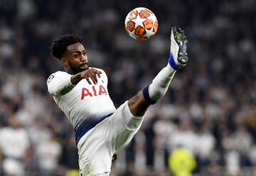 Tottenham, con Davinson Sánchez en la cancha, cayó en su casa ante Ajax en la semifinal de la Champions League. El gol de la victoria llegó a través de Van De Beek en el minuto 14.  
