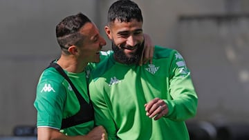 Fekir, con Guardado.