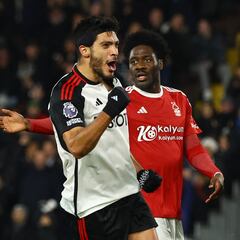 Raúl Jiménez anota doblete en el Fulham vs Nottingham Forest