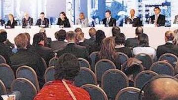 <b>GRAN EXPECTACIÓN. </b>Más de un centenar de periodistas asistió ayer a la única conferencia de Prensa de la Comisión de Evaluación del Comité Olímpico Internacional.