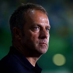 Flick: "Sabemos de la velocidad del PSG, pero no cambiaremos"