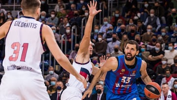 Nikola Mirotic of FC Barcelona in action during the Turkish Airlines EuroLeague match between FC Barcelona  and Bitci Baskonia at Palau Blaugrana on November 11, 2021 in Barcelona, Spain.
 AFP7 
 11/11/2021 ONLY FOR USE IN SPAIN