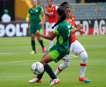 El fútbol femenino debuta en El Campín con triunfo de Santa Fe