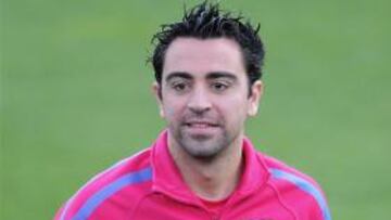 Xavi vuelve a trabajar sobre el campo de entrenamiento
