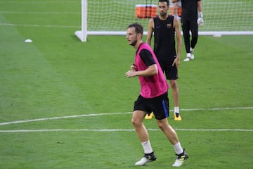 El FC Barcelona realizó su última práctica antes de El Clásico ante el Real Madrid, en el Hard Rock Stadium de Miami.