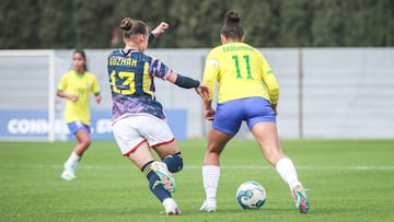 Ana María Guzmán en un partido de la Selección Colombia Femenina Sub 19.