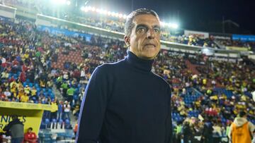 Renato Alves Paiva head coach of Toluca during the Quarter final first leg round match between America and Toluca as part of the Liga BBVA MX, Torneo Apertura 2024 at Ciudad de los Deportes Stadium on November 27, 2024 in Mexico City, Mexico.