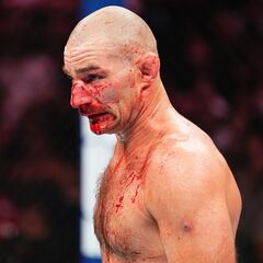 Resumen, resultado y ganador del UFC 312: Aleksandre Topuria vs Colby Thicknesse y Dricus du Plessis vs Sean Strickland