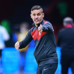 Juan Carlos Osorio y John Herdman, primeras opciones para Honduras