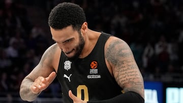 VITORIA, 02/01/2025.- El base del Baskonia Markus Howard durante el partido de la jornada 19 de la EuroLiga que Baskonia y Estrella Roja disputan este jueves en el Fernando Buesa Arena, en Vitoria. EFE/Adrián Ruiz Hierro