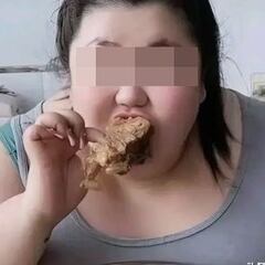 Muere en directo una influencer china por el reto ‘mukbang’