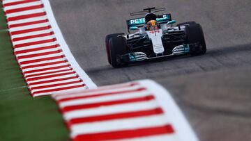 Un fallo hidráulico deja a Alonso sin los libres que lidera Hamilton