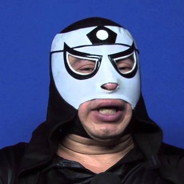 En la décima edición de Triplemanía se consumó una de las máximas rivalidades de la historia de AAA, Octagón se enfrentó Pentagón; salió victorioso el amo de los 8 ángulos.
