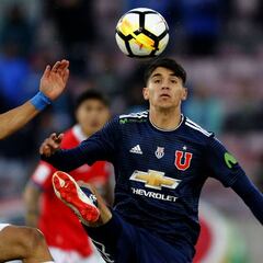 La U flaqueó al final y solo empata contra Huachipato
