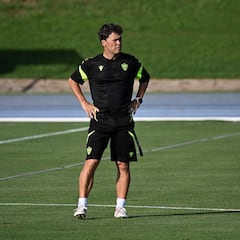 El Almería mantiene el pulso competitivo en Lorca: “Lo importante era mantener la buena racha”