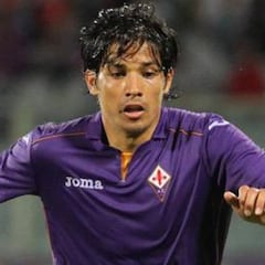 Matías Fernández se suma a Isla y ficha a préstamo en Cagliari