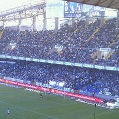 Los 'Riazor Blues' recordaron a Jimmy durante el partido