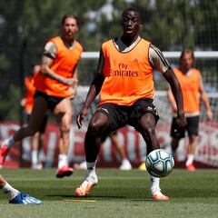 James y el Real Madrid inician la última semana de preparación