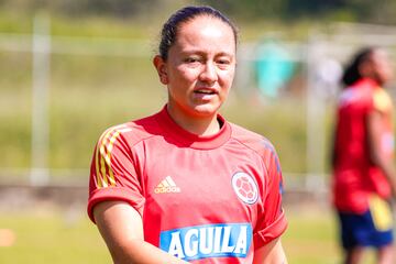 La Selección Colombia Femenina tuvo su último entrenamiento antes de enfrentar a Bolivia por la segunda fecha de la Copa América Femenina en el Pascual Guerrero. La Tricolor entrenó en la Cancha Fútbol Paz de La Z.