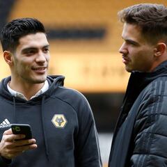 El coronavirus ya afectó a los Wolves de Raúl Jiménez